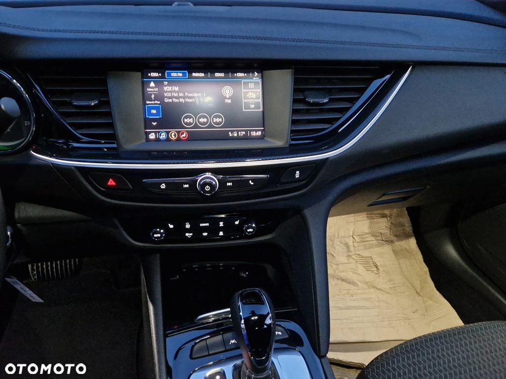 Opel Insignia - 17