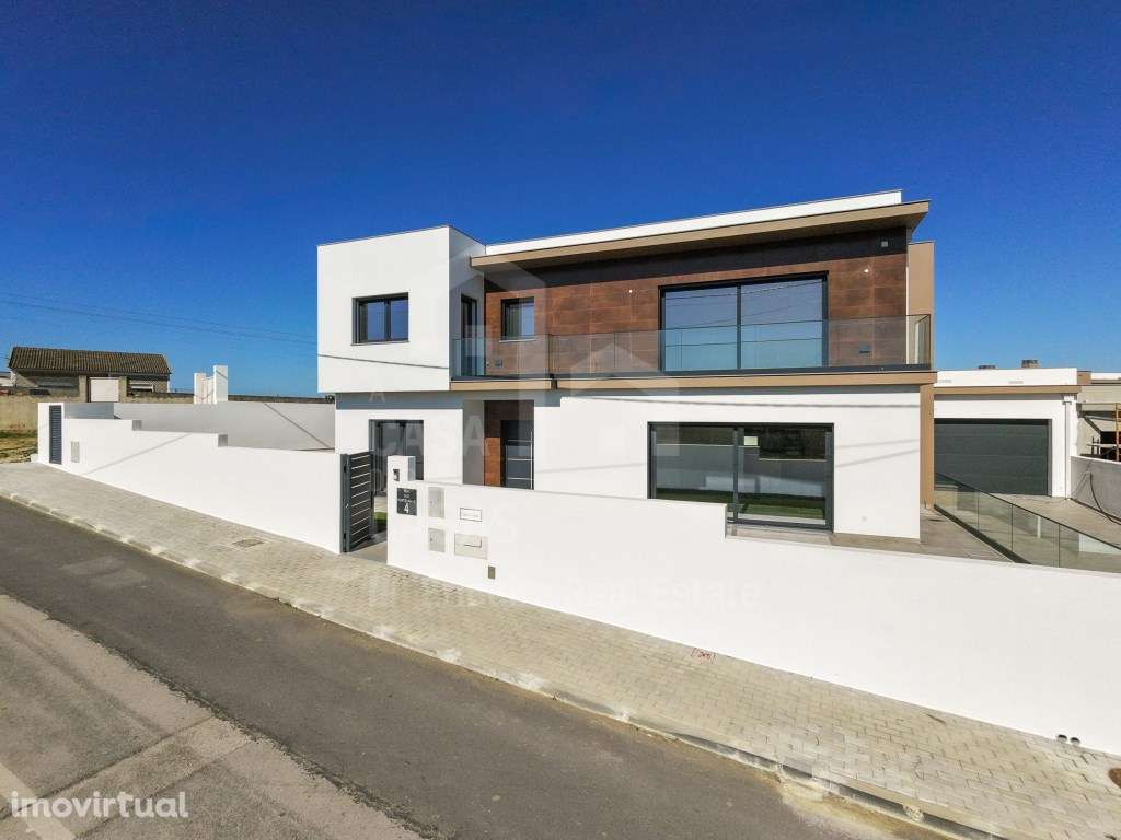 Vende Moradia T4 - Ericeira 21 km, A Casa das Casas - Grande imagem: 3/49