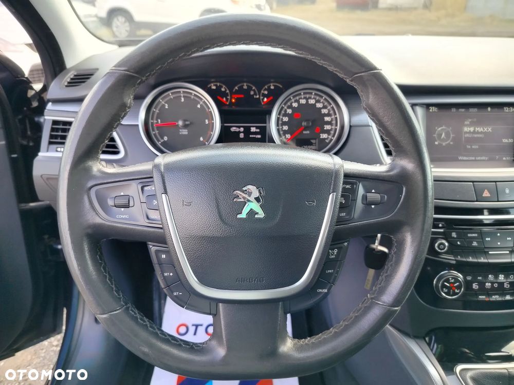 Peugeot 508 SW e-HDi 115 Stop&Start Access - 28