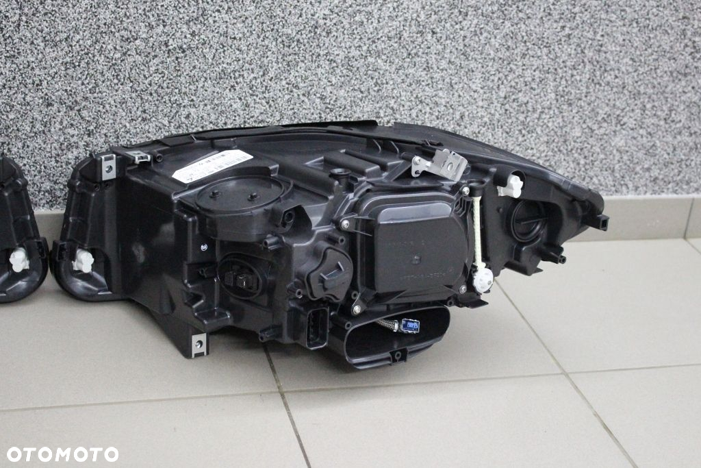 BMW 5 F10 F11 LIFT LCI BI-XENON NIE Sk LAMPY PRZÓD - 10