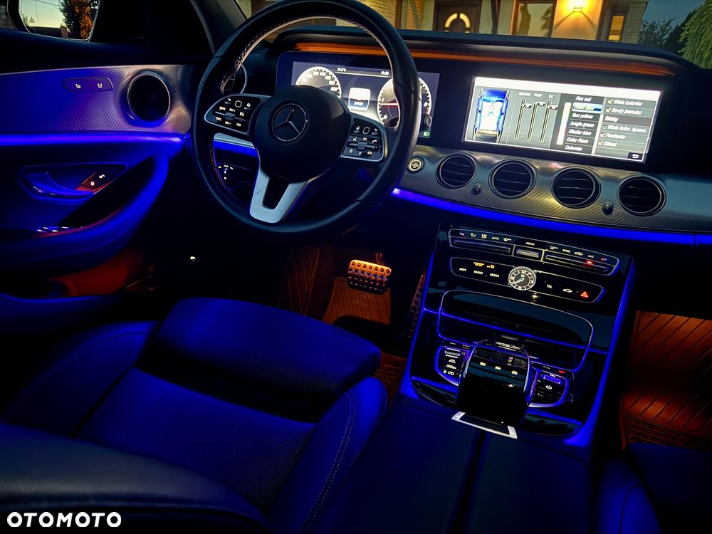 Mercedes-Benz Klasa E 200 d Business Edition 9G-TRONIC - 17