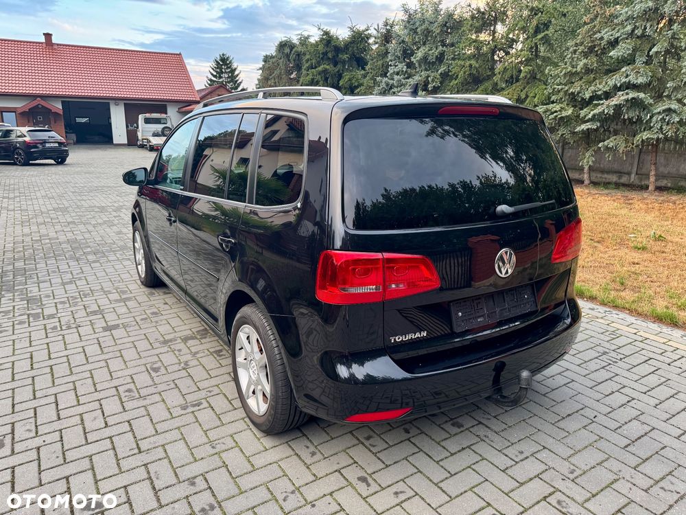 Volkswagen Touran 1.6 TDI DPF BlueMotion Technology STYLE - 5