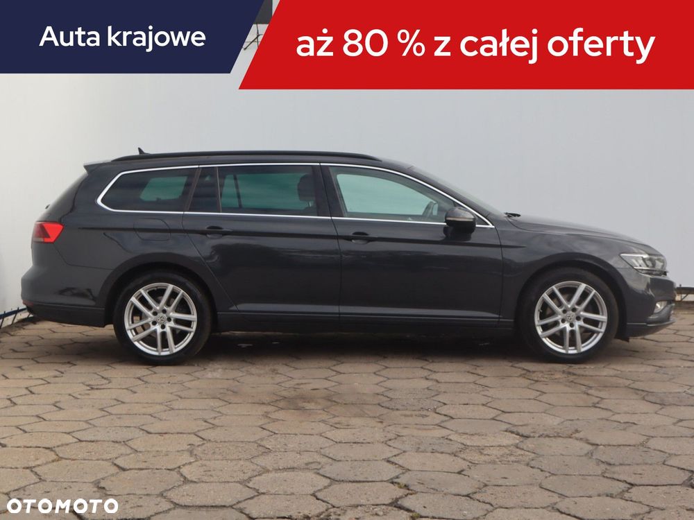 Volkswagen Passat Variant - 8