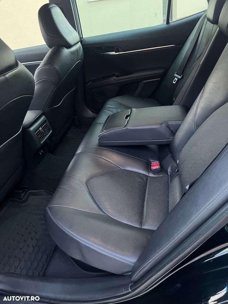 Toyota Camry Business Edition - 5