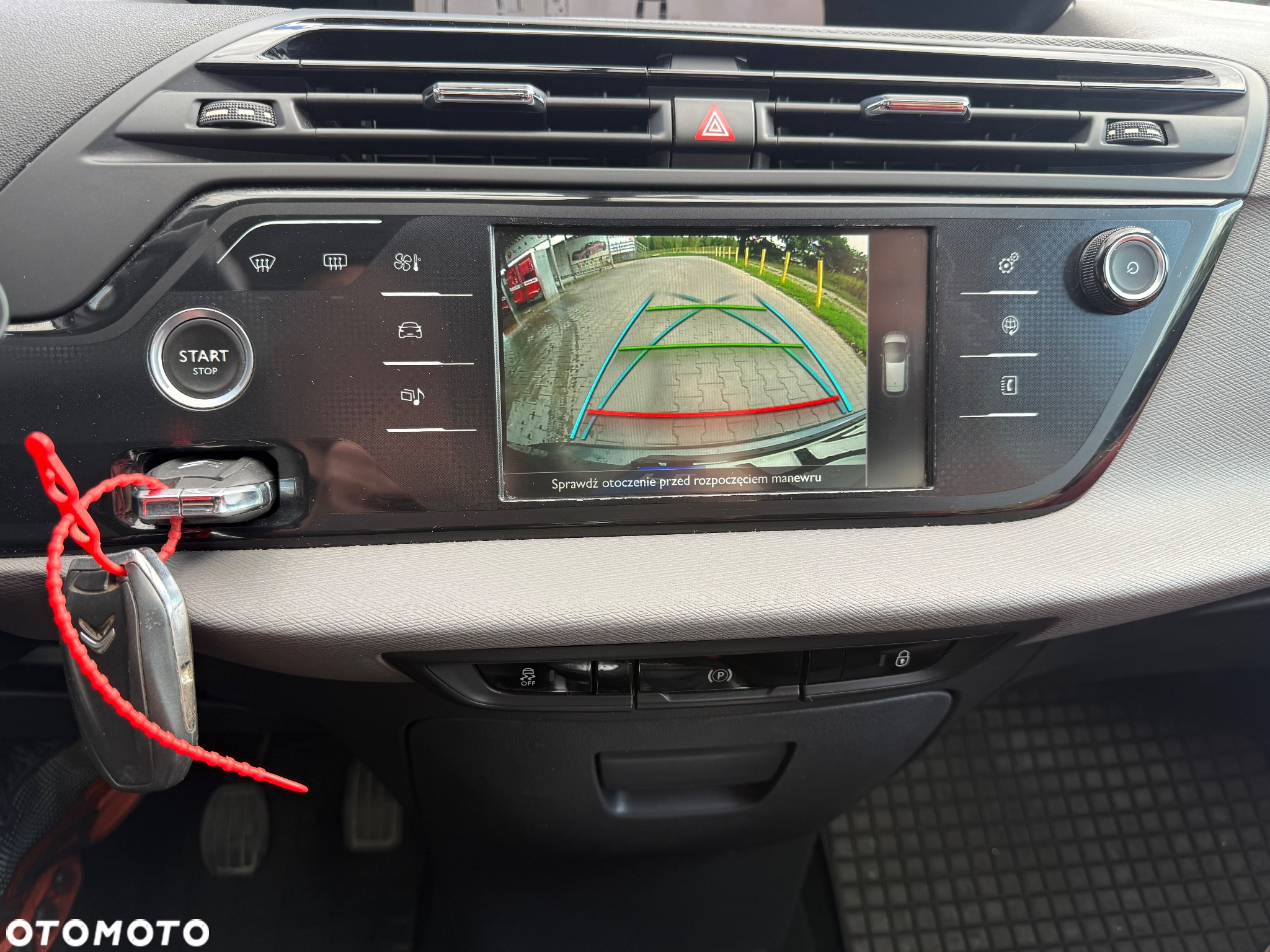 Citroën C4 Picasso 1.6 THP Intensive - 12