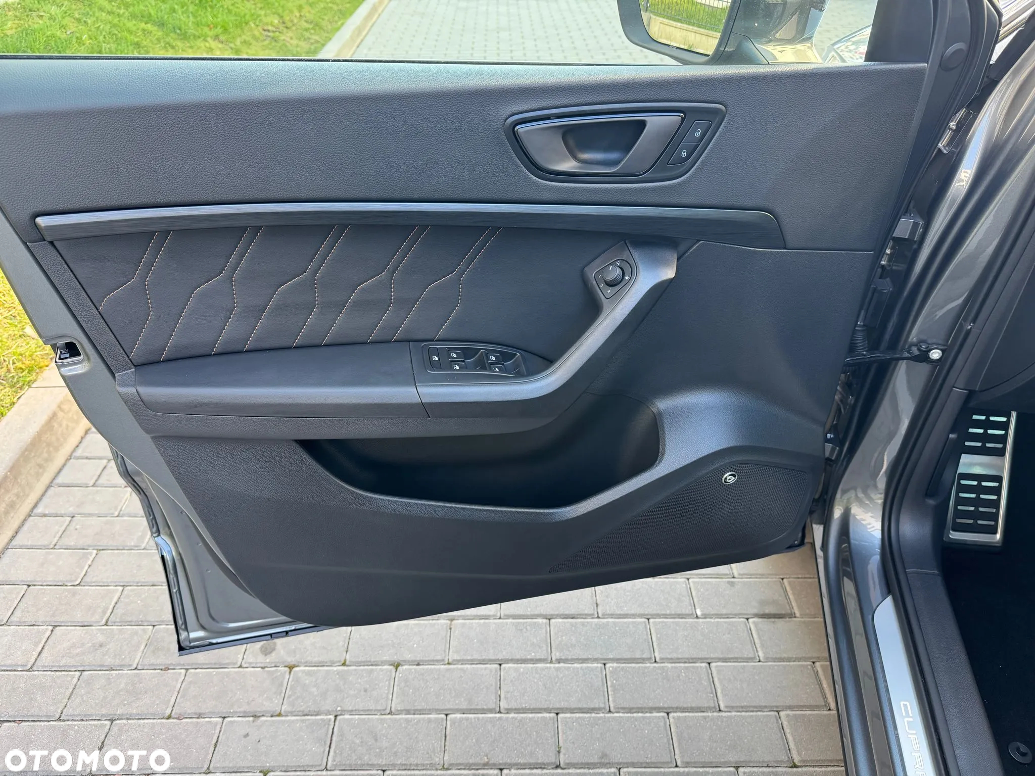 Cupra Ateca 2.0 TSI 4Drive VZ DSG - 34