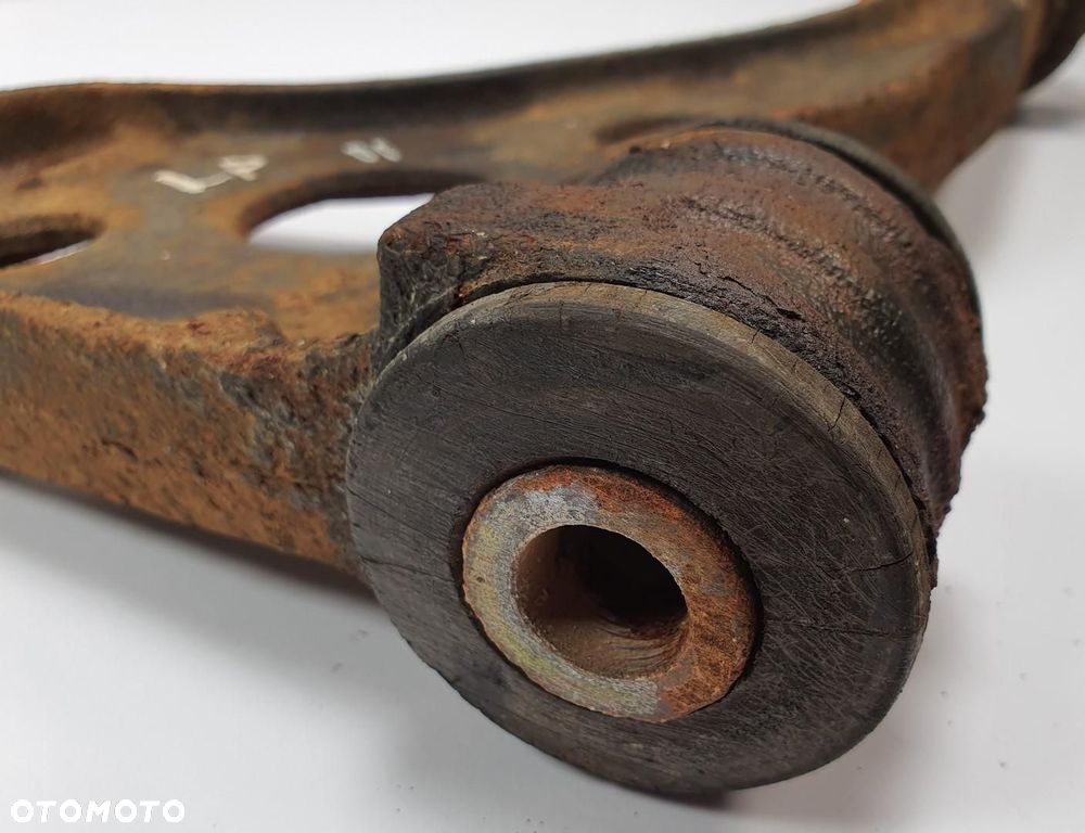 WAHACZ LEWY PRZÓD PEUGEOT BOXER I 1302369080 - 2