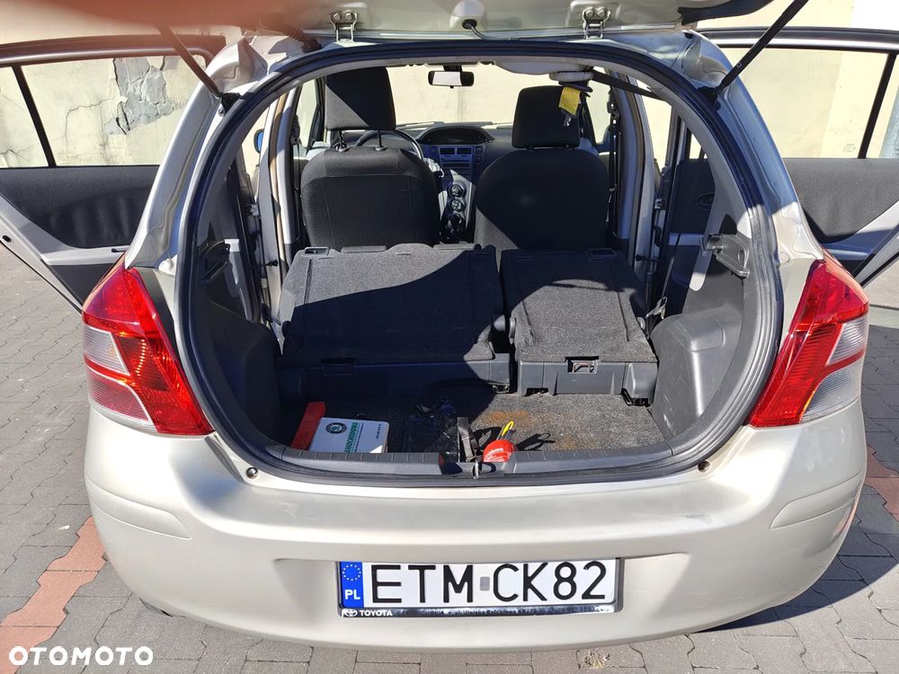 Toyota Yaris 2009 photo 5