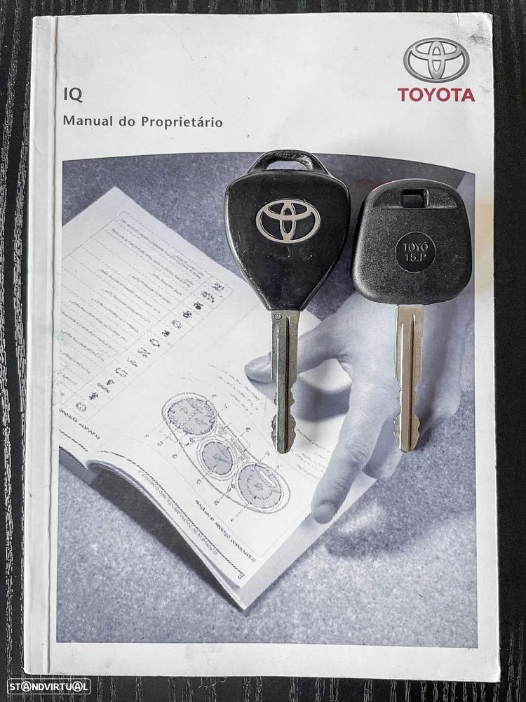 Toyota iQ 1.0 VVT-i Essential+AC - 21