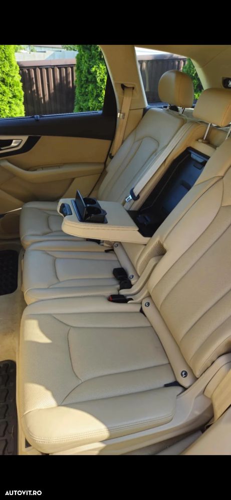 Audi Q7 - 16