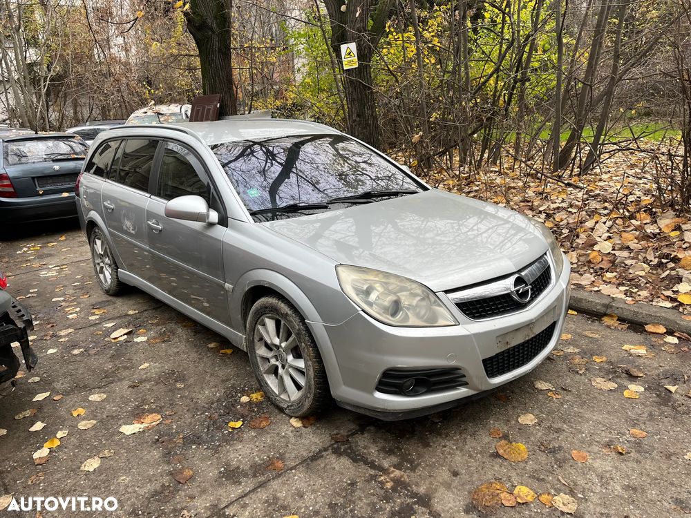 Dezmembrez Opel Vectra C facelift break gri argintiu 1,9 diesel 120CP gri argintiu piele - 5