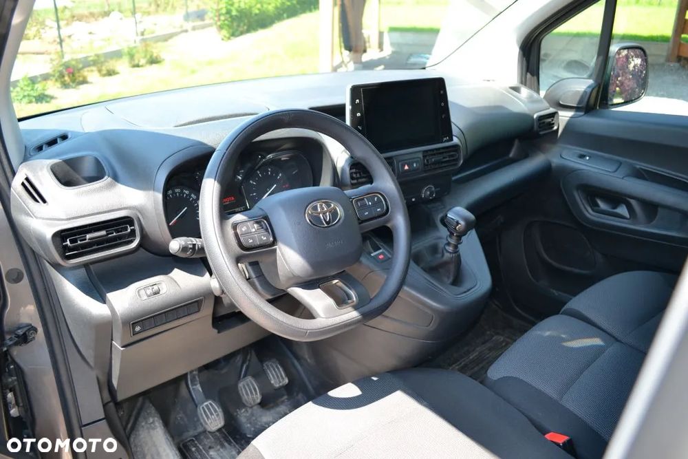 Toyota PROACE CITY - 7