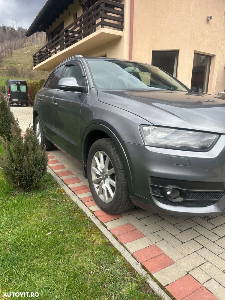 Audi Q3 2.0 TDI Quattro S-Tronic - 9