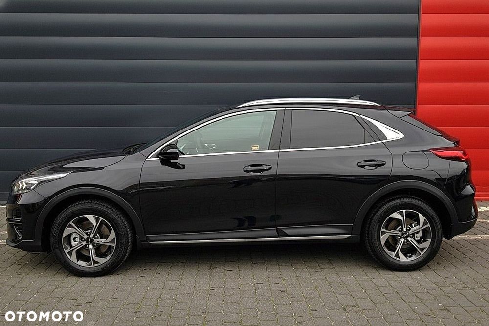 Kia XCeed 1.5 T-GDI M - 4