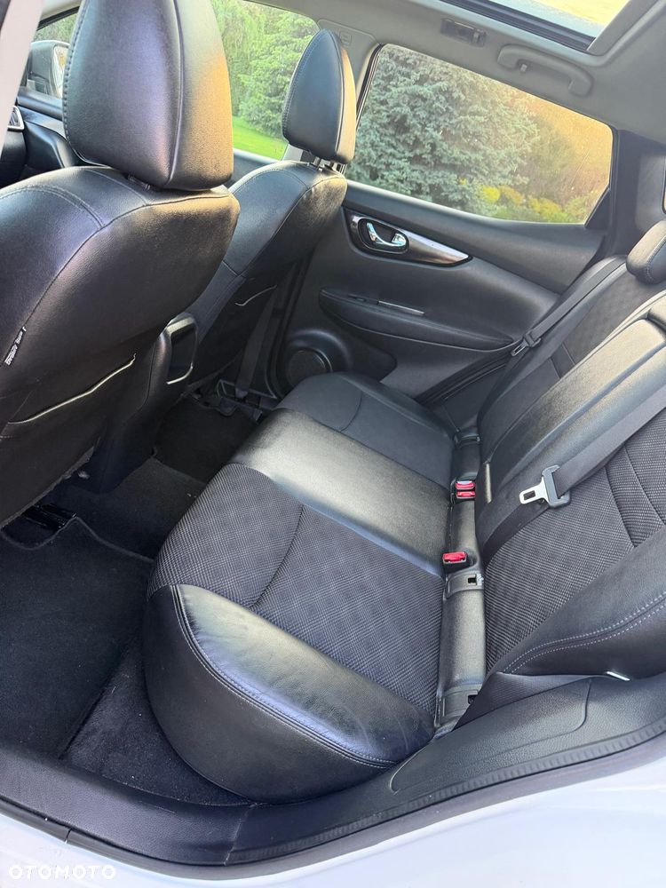 Nissan Qashqai 1.5 dCi Tekna - 17