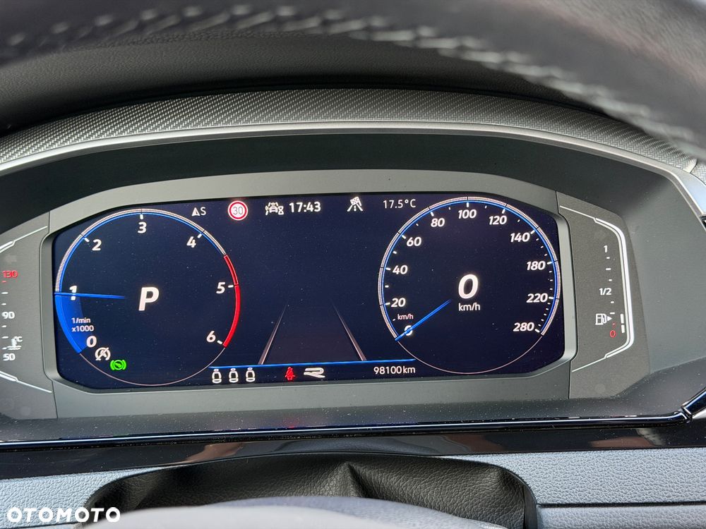 Volkswagen Arteon 2.0 TDI SCR 4Motion DSG R-Line - 24
