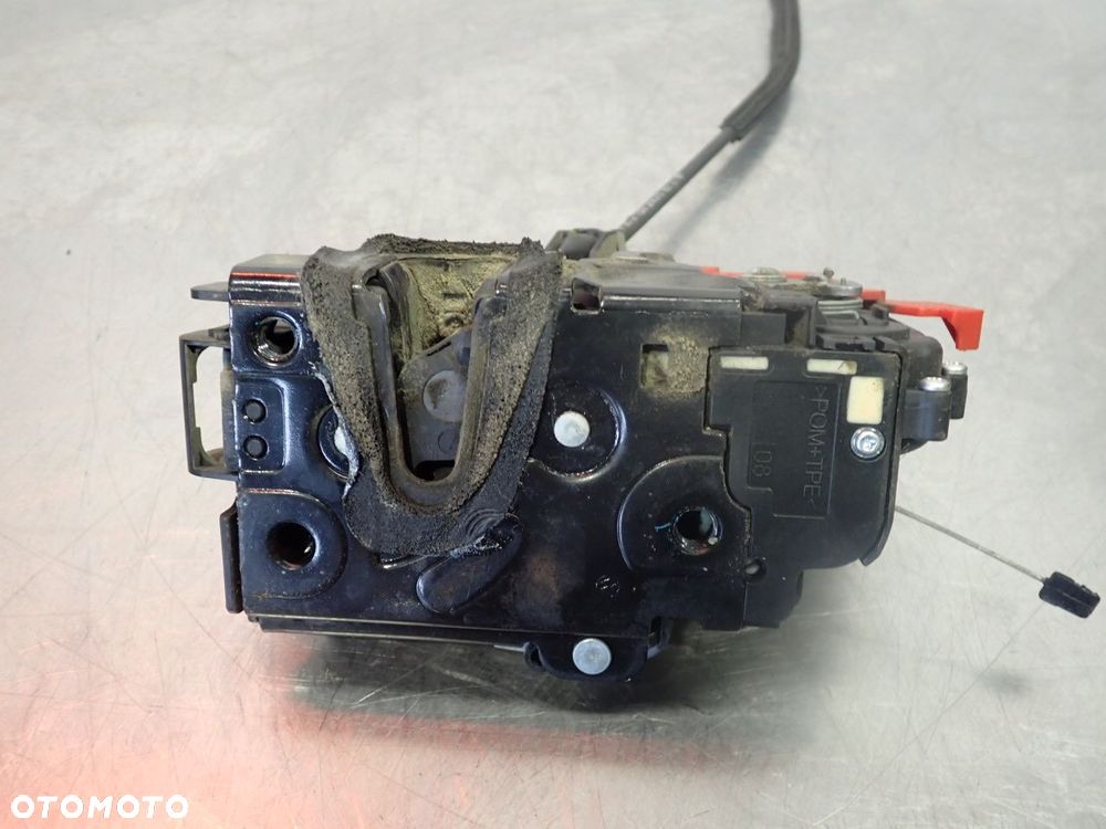 ZAMEK PRAWY PRZÓD DRZWI SKODA ROOMSTER I LIFT - 2