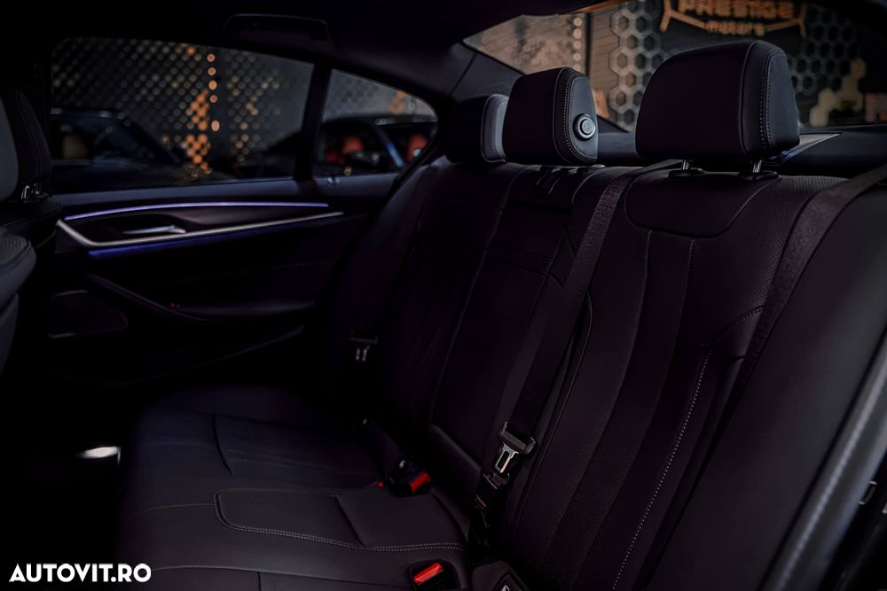 BMW Seria 5 530e xDrive Aut. - 13