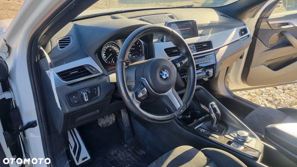 BMW X2 sDrive18i Advantage Plus - 31