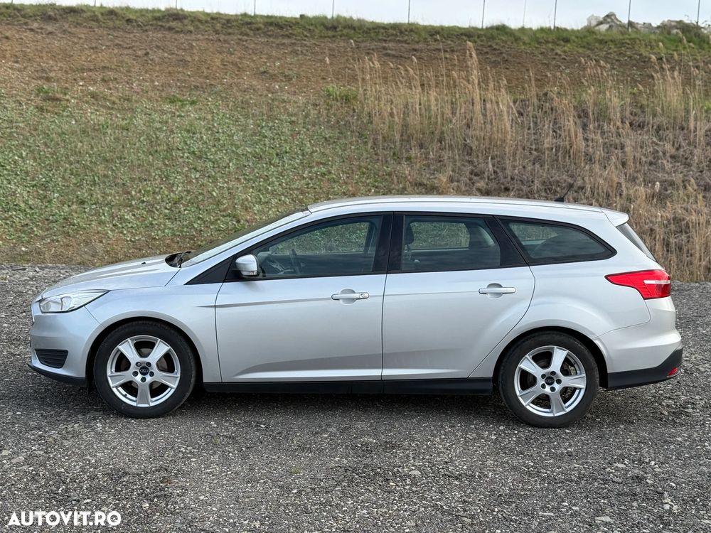 Ford Focus 1.5 TDCi DPF Start-Stopp-System Business - 4