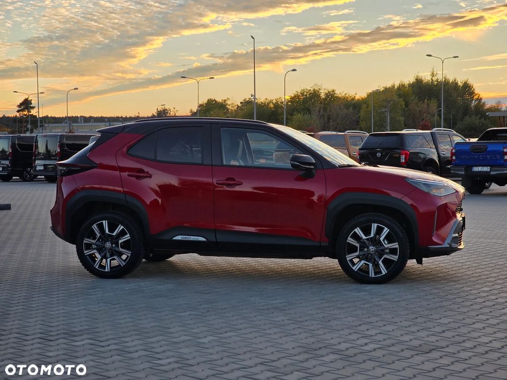 Toyota Yaris Cross Hybrid 1.5 Premiere Edition 4x4 - 19