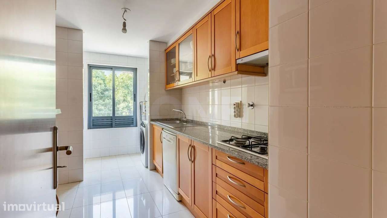 Apartamento T1 | Equipado  mobilado | Parqueamento | Parque das Nações - Grande imagem: 5/21