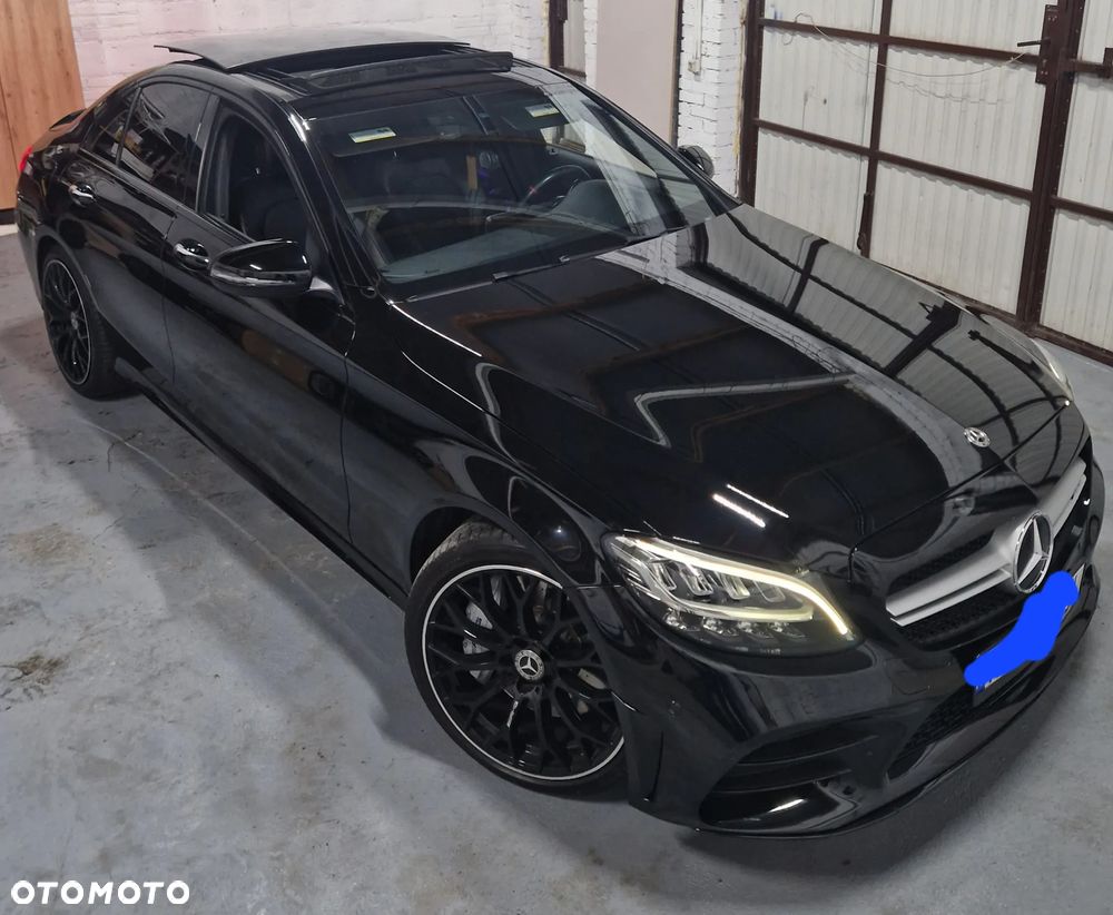 Mercedes-Benz Klasa C AMG 43 4Matic 9G-TRONIC - 22
