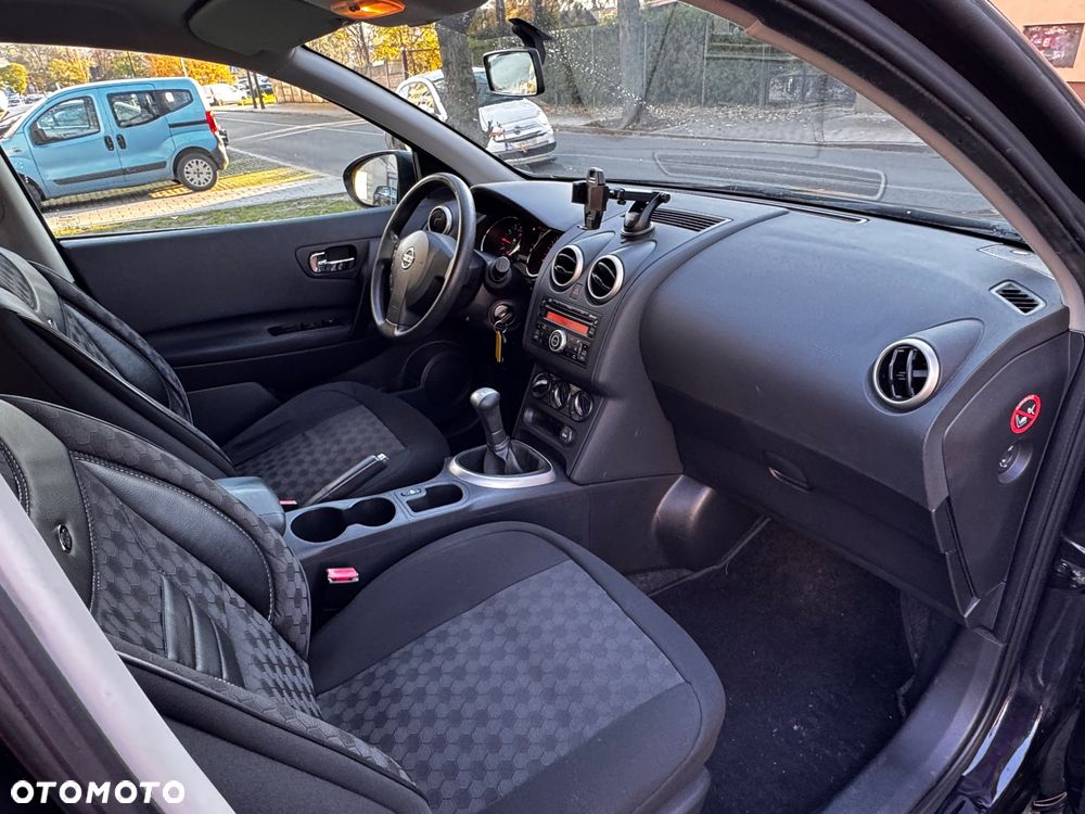 Nissan Qashqai - 22