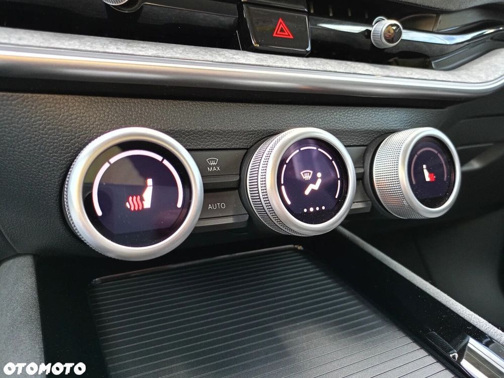 Skoda Superb 1.5 TSI mHEV Selection DSG - 20