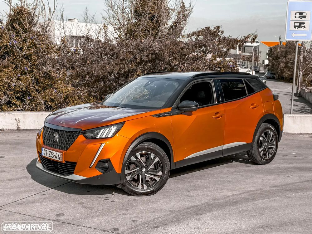 Peugeot 2008 1.5 BlueHDi GT Line EAT8 - 1