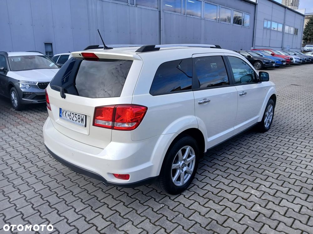 Fiat Freemont 2.0 Multijet 16V DPF Automatik Allrad Lounge - 6