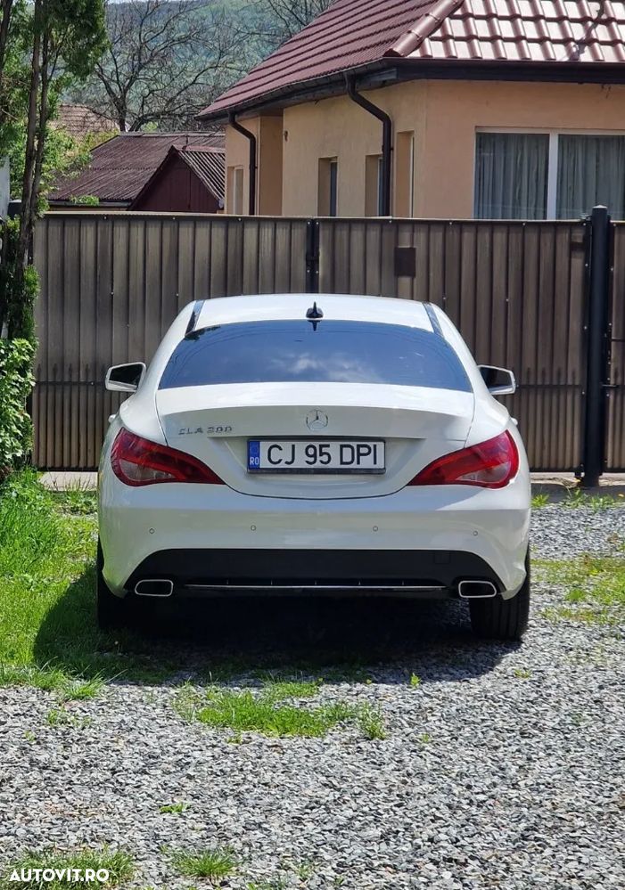 Mercedes-Benz CLA - 9