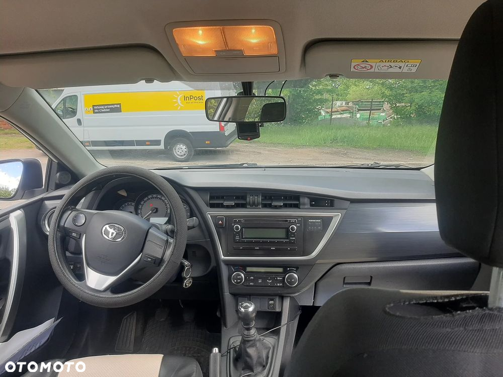 Toyota Auris 1.6 Dynamic - 8