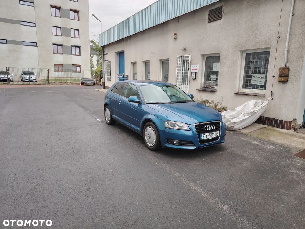 Audi A3 3-drzwiowe 2.0 TDI Attraction - 2