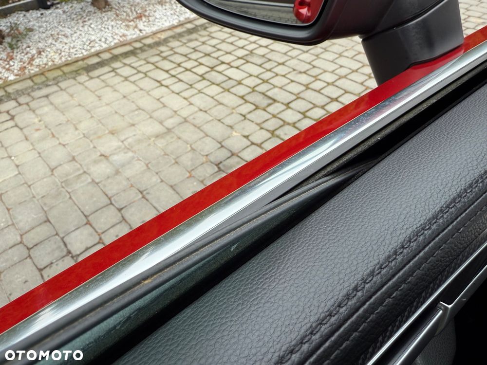 Volkswagen Arteon 2.0 TDI SCR 4Motion DSG R-Line - 37