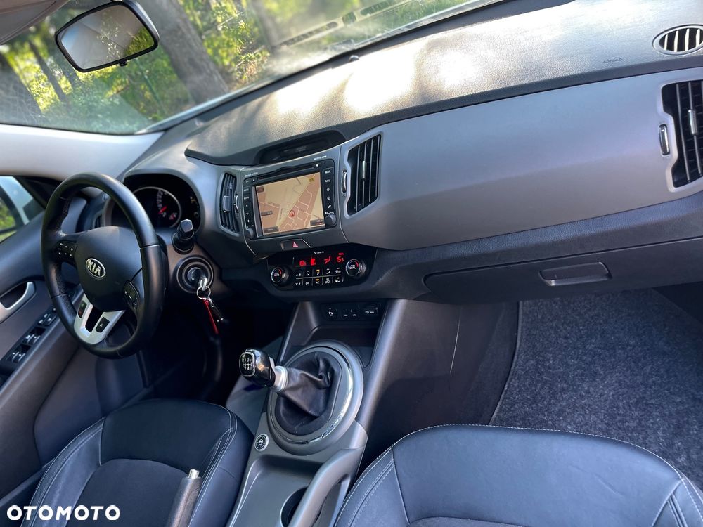 Kia Sportage 1.6 GDI 2WD ISG Dream-Team Edition - 16