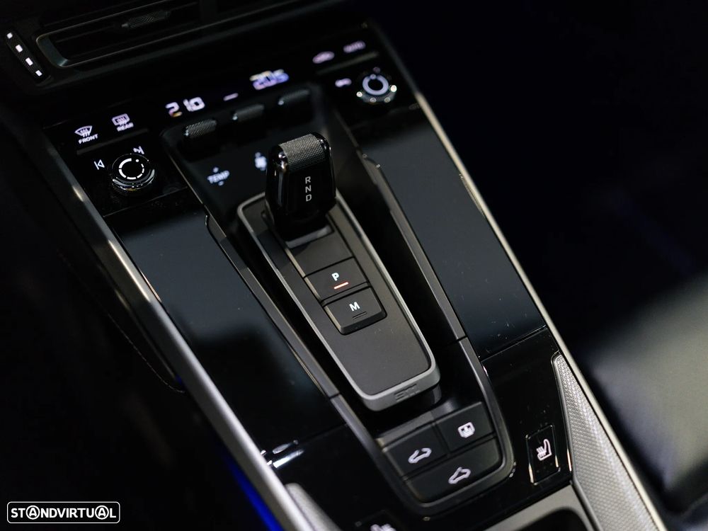 Porsche 911 (992) Carrera 4S PDK - 33