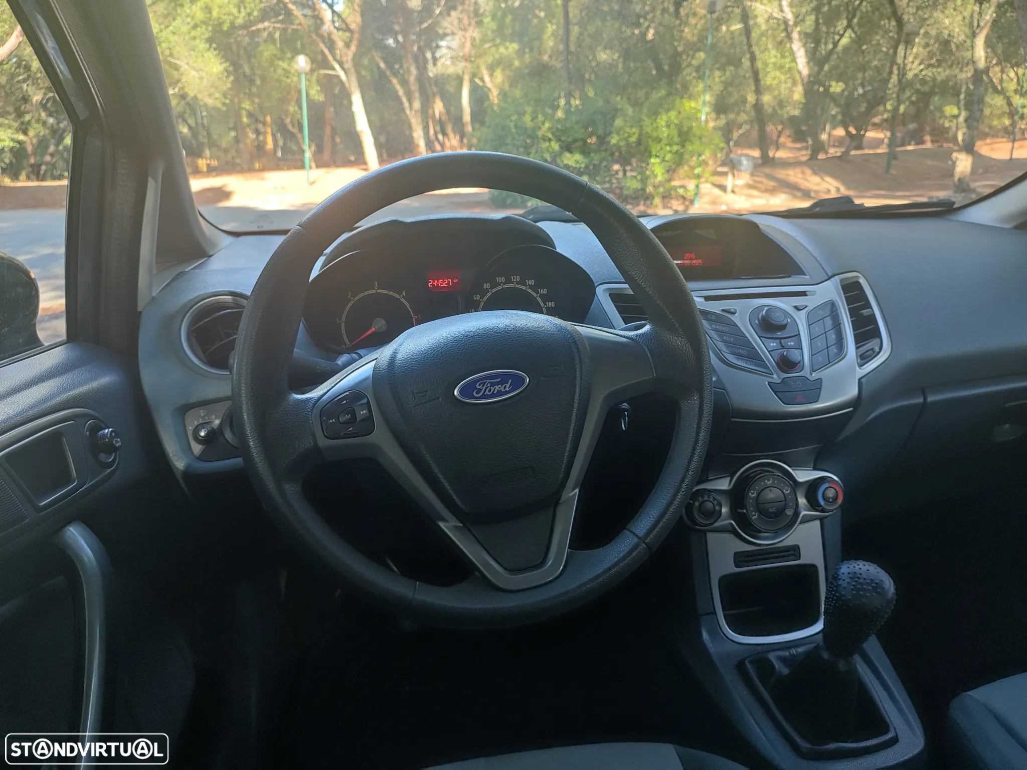 Ford Fiesta 1.4 TDCi Trend - 13