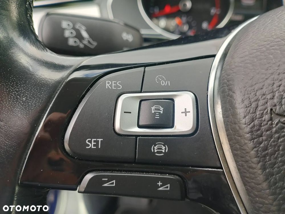 Volkswagen Passat 1.5 TSI EVO Business - 21