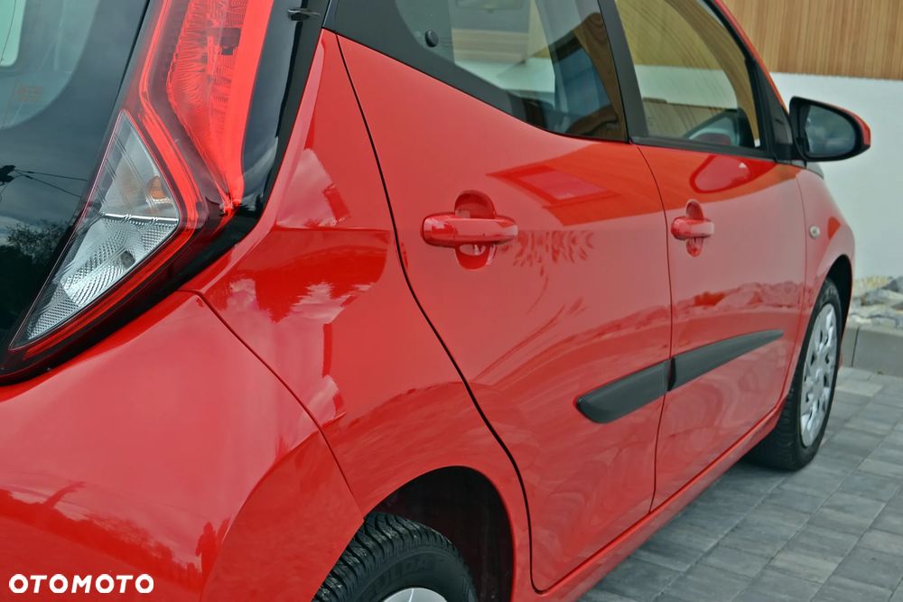 Toyota Aygo x.shift x-play connect - 14