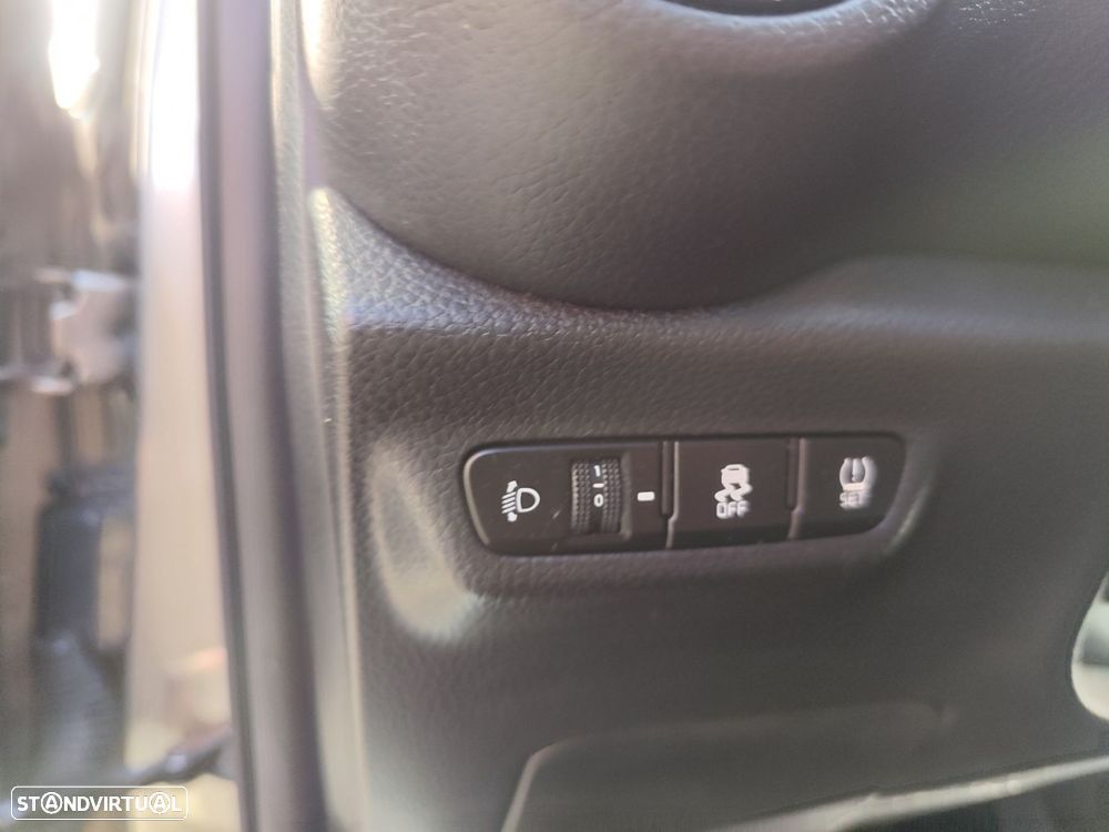 Kia Picanto 1.0 CVVT Urban - 36