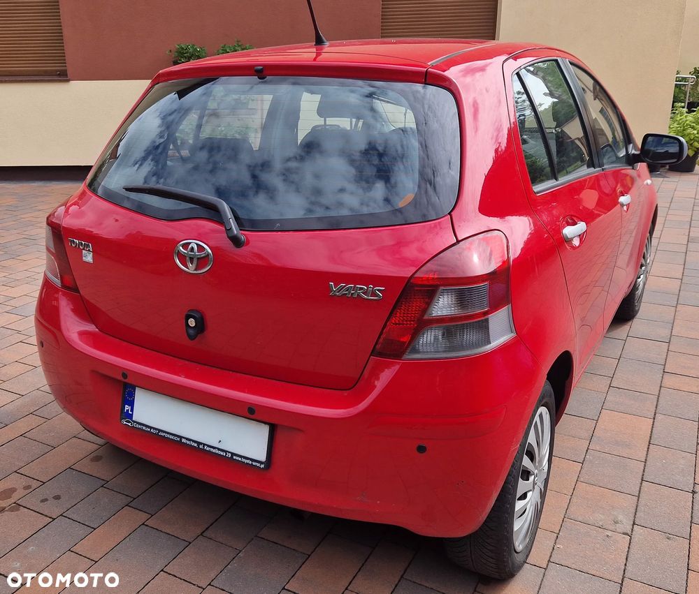 Toyota Yaris 1.33 Luna - 4
