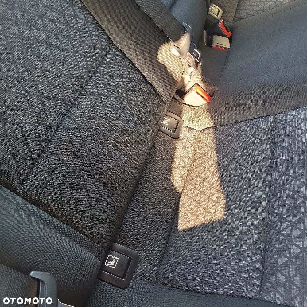 Kia Ceed 1.6 CRDi mHEV M - 15