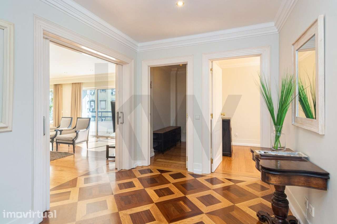 Apartamento T3+2 em Lisboa, Saldanha - Grande imagem: 2/31