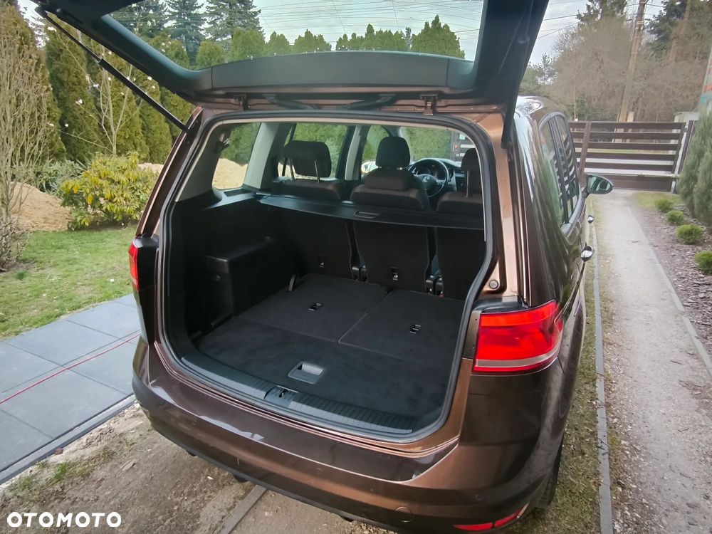 Volkswagen Touran 1.6 TDI BMT SCR Comfortline - 13