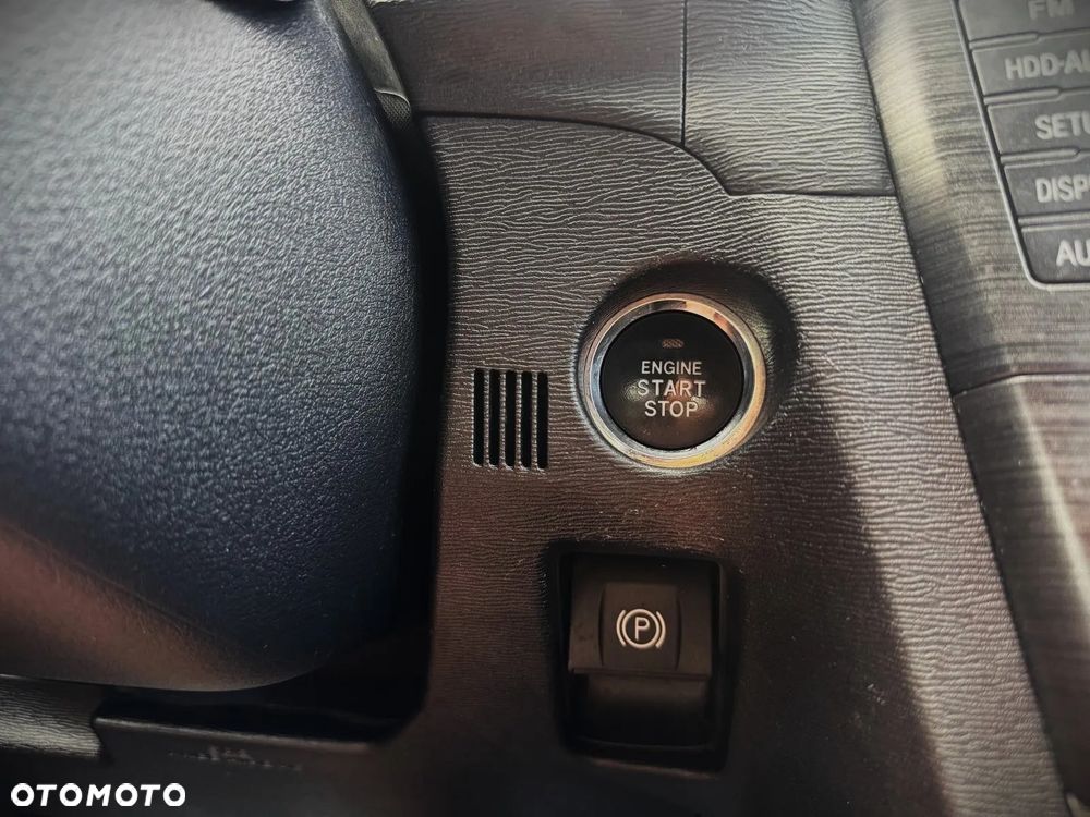 Toyota Avensis 2.0 Sol plus EU5 MS - 25