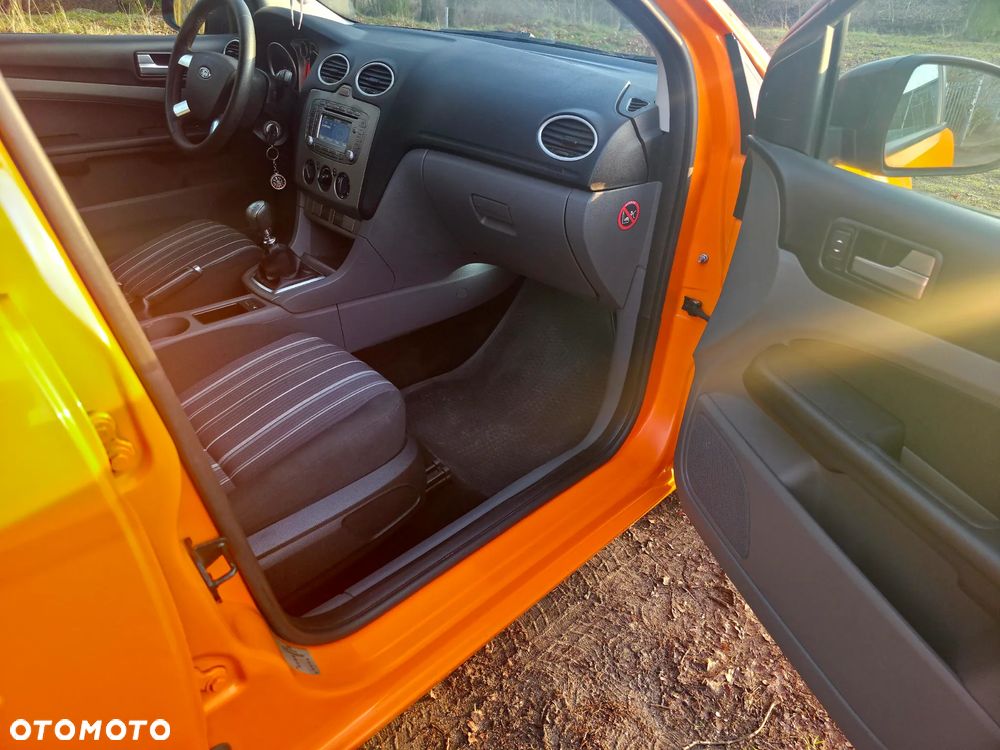 Ford Focus 2.0 TDCi DPF Style - 5