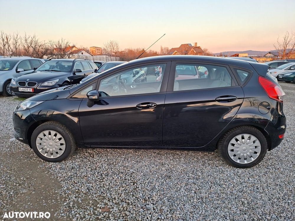 Ford Fiesta - 2