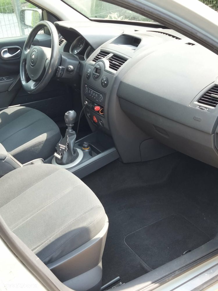 Renault Megane 1.9 dCi Luxe Privilege - 6