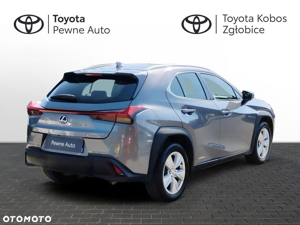 Lexus UX - 7